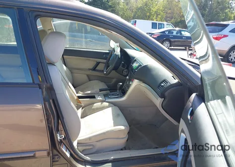 2008 Subaru Outback 2.5I/2.5I L.l. Bean Edition z USA, uszkodzony, nr VIN 4S4BP61C787323251